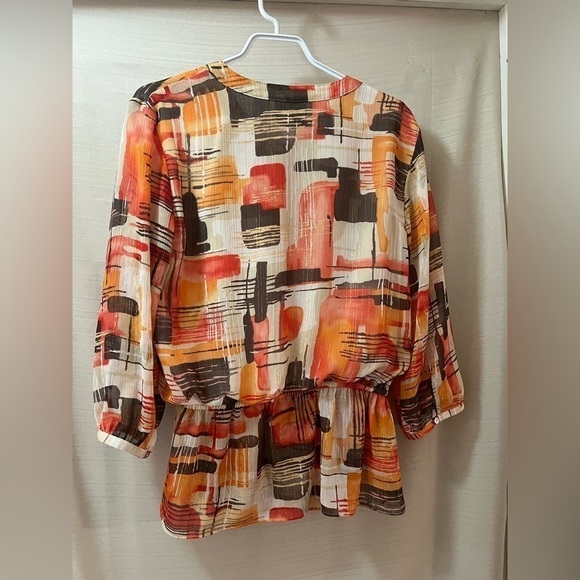 ⚫️ BOGO Alfred dunner abstract print beaded women’s blouse size 10 - Picture 7 of 9